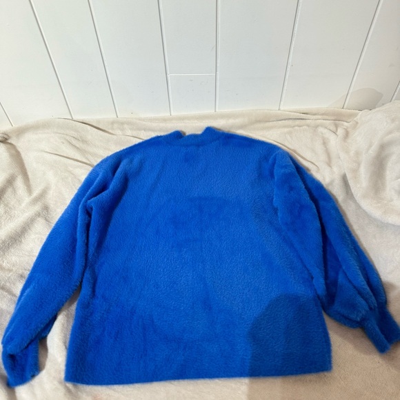 Blue eyelash sweater woman size Small ✨ - Picture 5 of 7